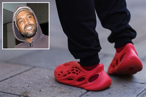 kanye west adidas schuhe|yeezy kanye west taken out.